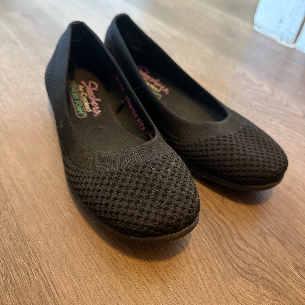 Sketchers memory foam super comfy flats